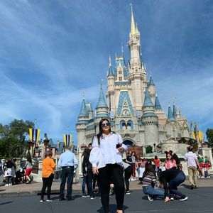 Meet your Posher, Anaiss